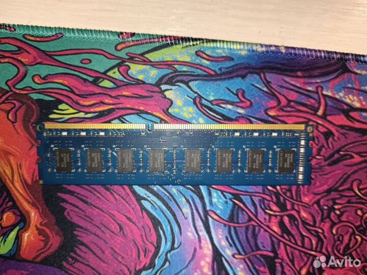 Оперативная память ddr3 4 GB HMT351U6CFR8C 1210