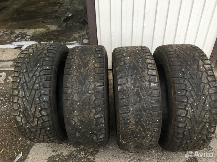 Pirelli P Zero 2.25/55 R17
