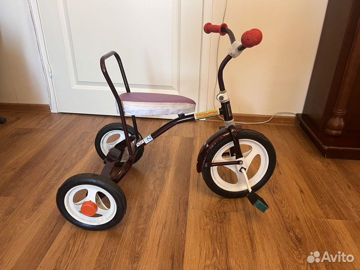 Детский трехколесный велосипед