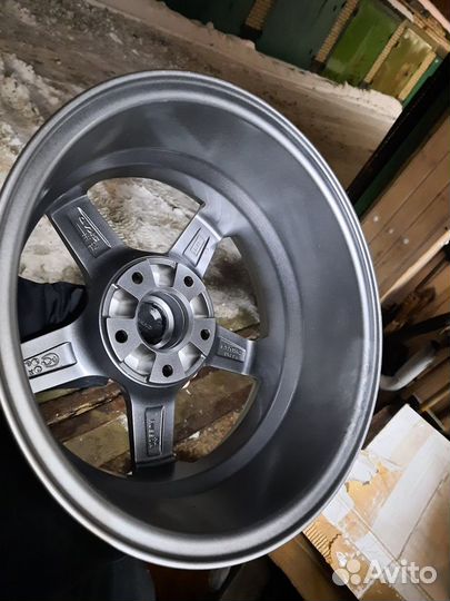 Кованный диск Skad 6,5Jx15H2 Omega