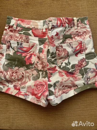 Женские джинсовые шорты