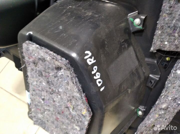 Обшивка багажника Fortuner 2015