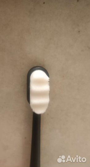 Зубная щетка нового поколения