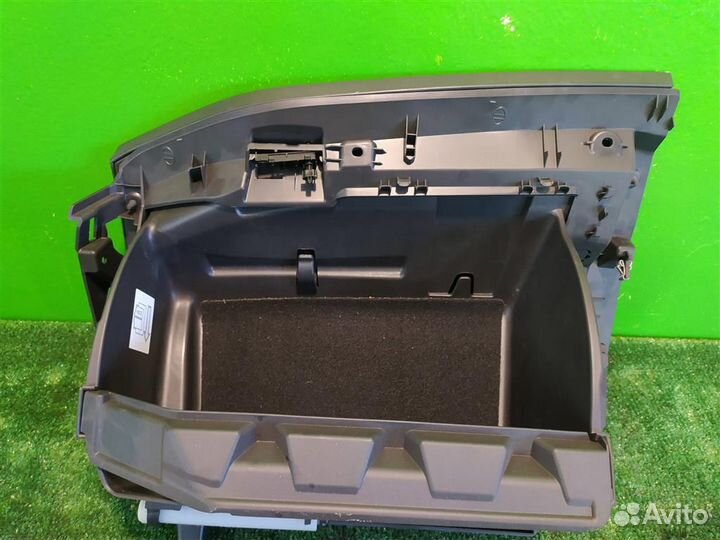 Бардачок (ящик перчаточный) Ford Focus 3 (CB8) 20