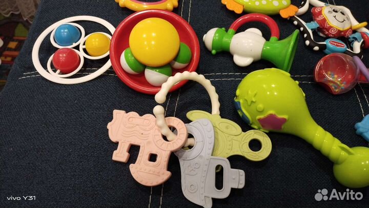 Прорезыватели и погремушки пакетом