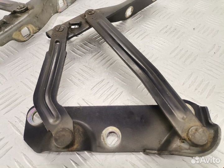 Петля капота левая для Saab 9-5 (2) 4852877