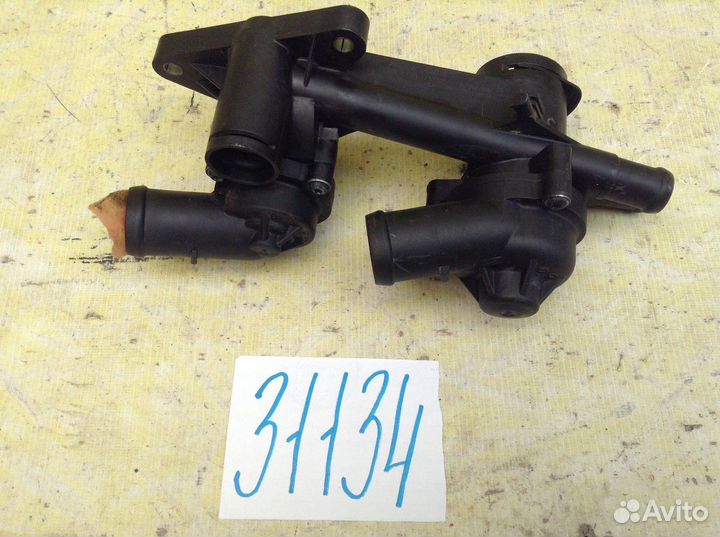 Volkswagen Tiguan Корпус термостата