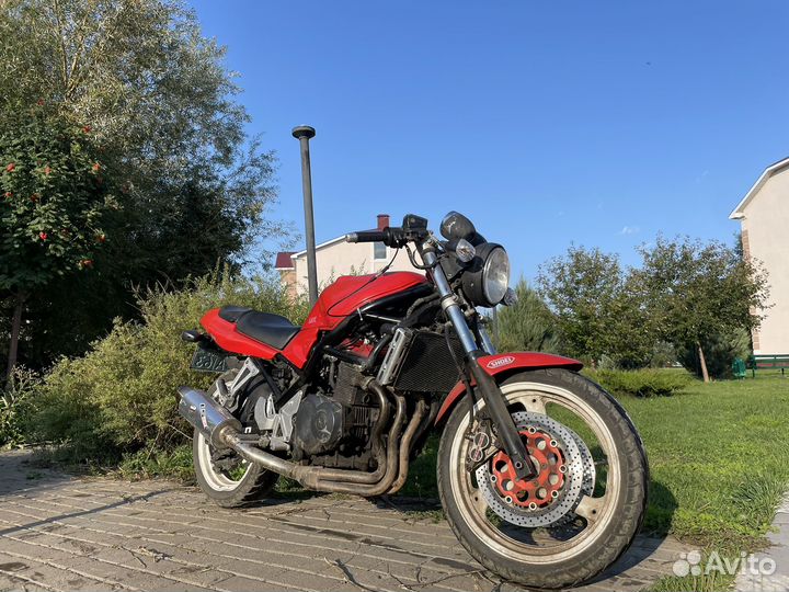 Suzuki bandit 400