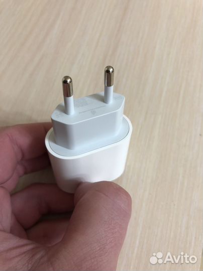 Блок на iPhone 20w