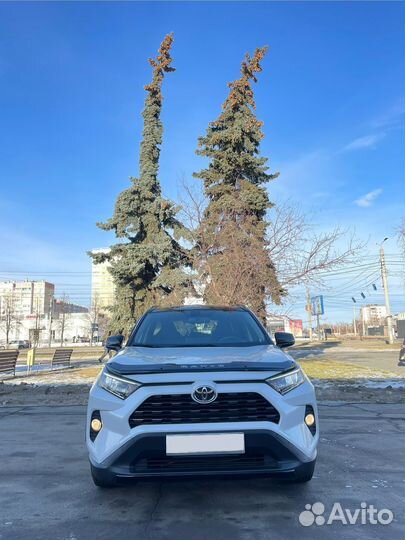 Toyota RAV4 2.5 AT, 2021, битый, 41 200 км