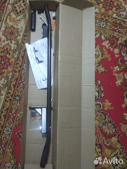 Турник настенный