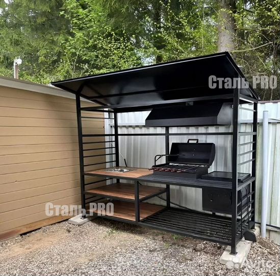 Мангал с крышей кованый