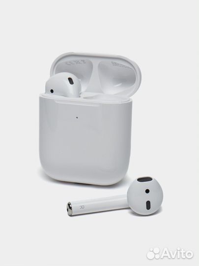 Футляр Apple AirPods