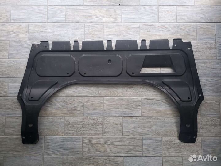 Пыльник двигателя Fabia 2