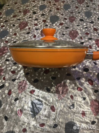 Сковорода с крышкой «Bergner» (27cm) б/у