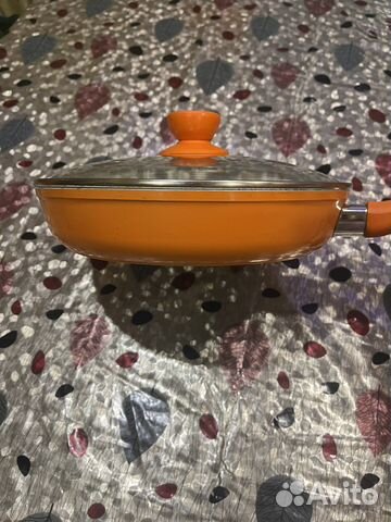 Сковорода с крышкой «Bergner» (27cm) б/у