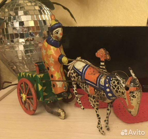 Заводная игрушка ссср-выезд клоуна