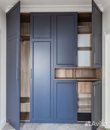 Шкаф распашной