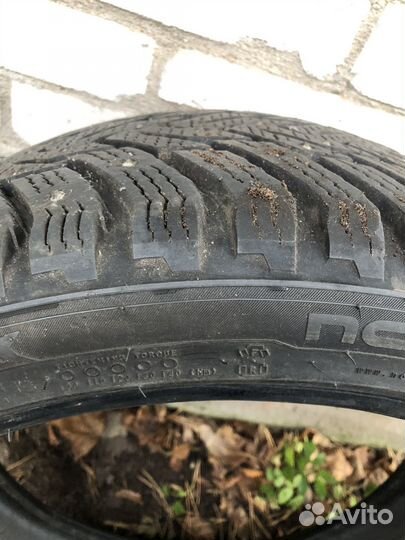 Nokian Tyres Hakkapeliitta 8 255/35 R19