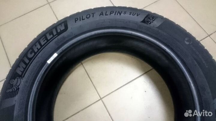 Michelin Pilot Alpin 5 275/50 R19 112V