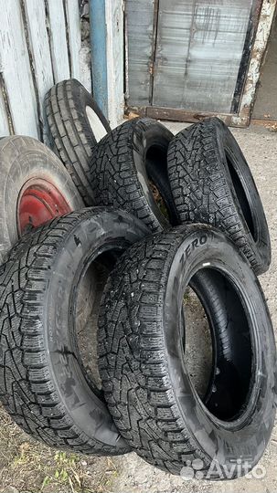 Pirelli Ice Zero 225/65 R17