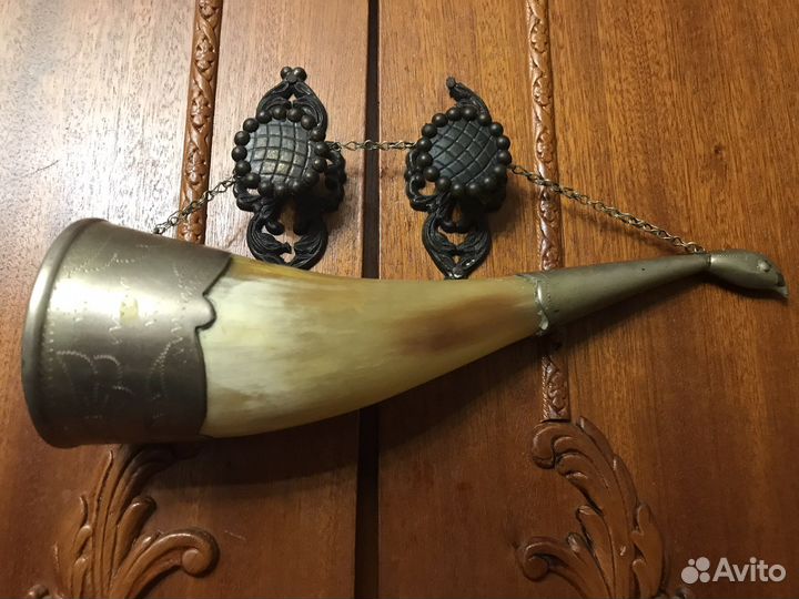 Рог для питья вина