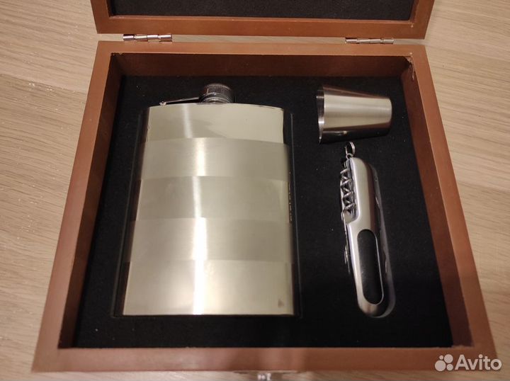 Дорожный подарочный набор шахматы, фляга