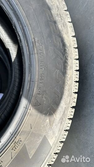 Pirelli Ice Zero FR SUV 225/65 R17