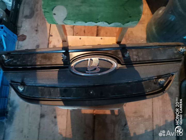 Решетка радиатора largus