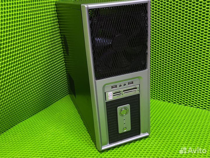 Корпус с большим вентилятором