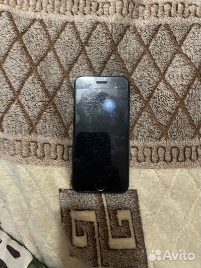 iPhone 7, 32 ГБ
