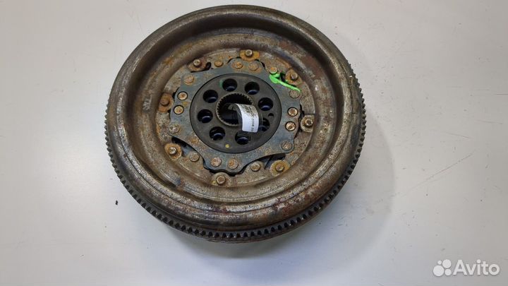 Маховик Volkswagen Passat CC, 2009