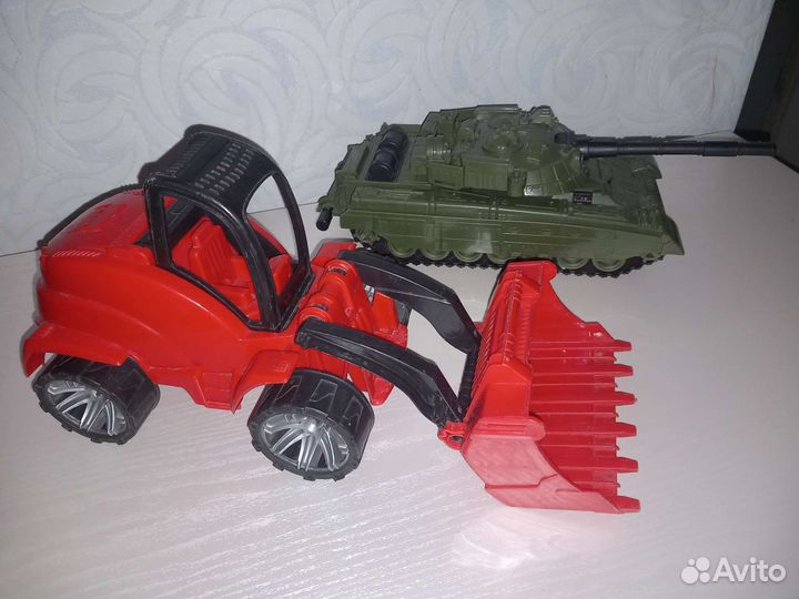 Игрушки машинки