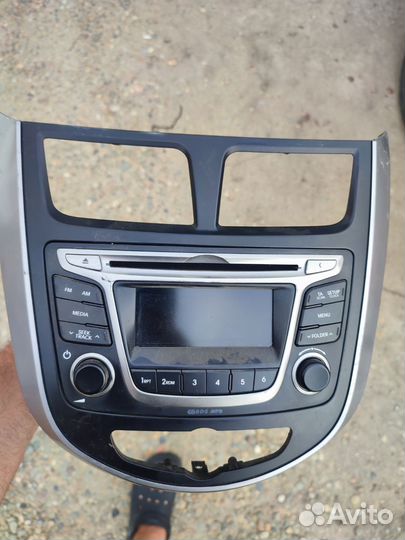 Штатная магнитола на hyundai solaris