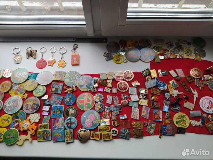 Значки СССР брелки все вместе