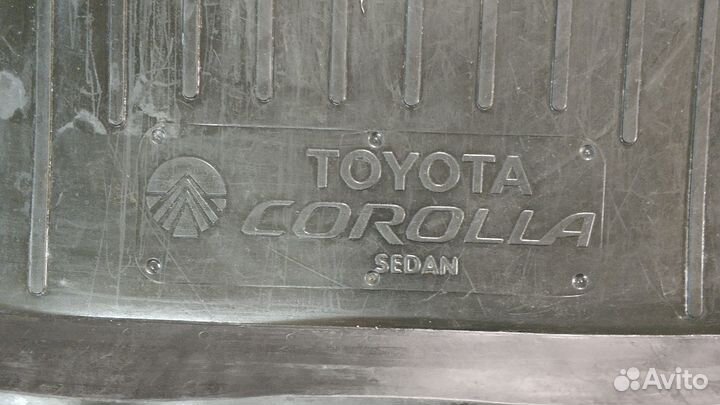 Тойота корола коврик в багажник