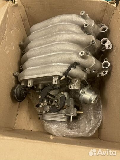 Впускной коллектор Audi 100 2.8