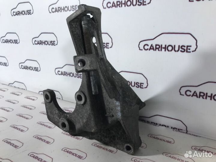 Кронштейн гидроусилителя Subaru Impreza 2.0 EJ20