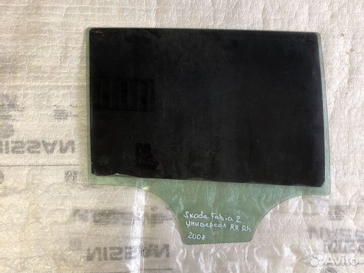 Стекло двери задней правой Skoda Fabia 2 2007-15