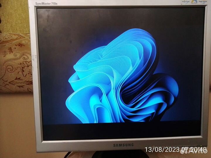 Монитор Samsung 17