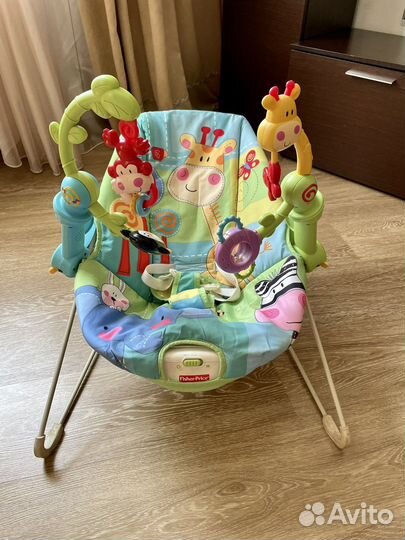 Шезлонг детский с музыкой Fisher Price