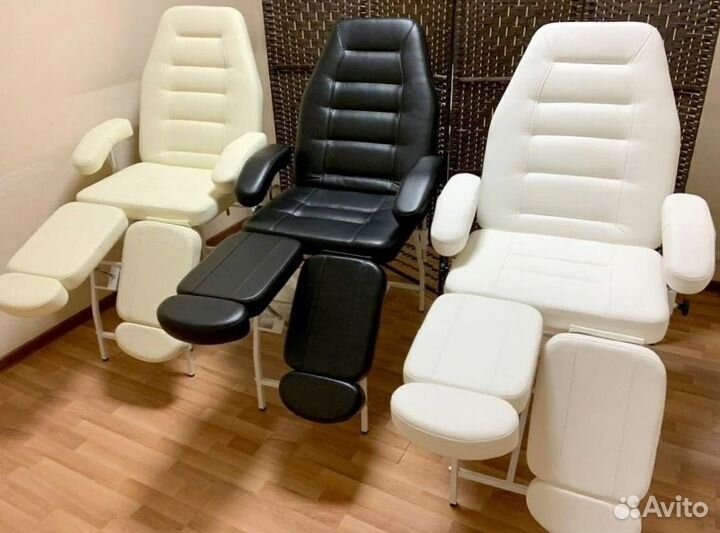 Стул для мастера педикюра, косметолога