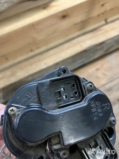 Электропривод зеркала правого с памятью