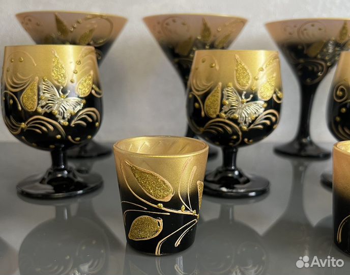 Бокалы из цветного стекла