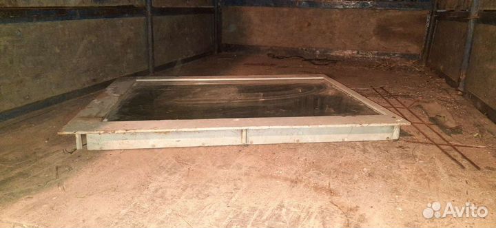 Бронированное стекло