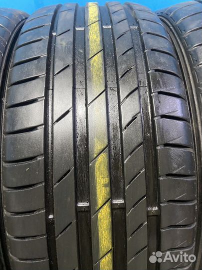 Kumho Ecsta PS71 215/45 R18 93Y