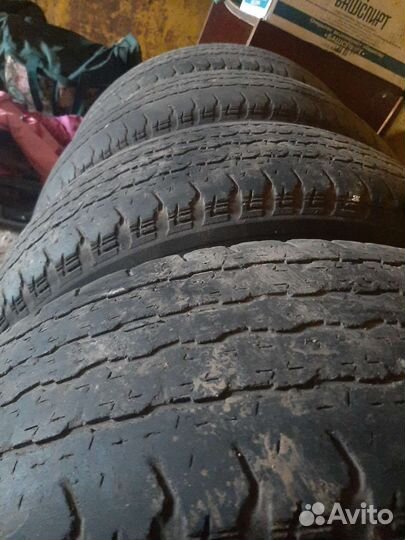 Bridgestone B-style RV 265/65 R17