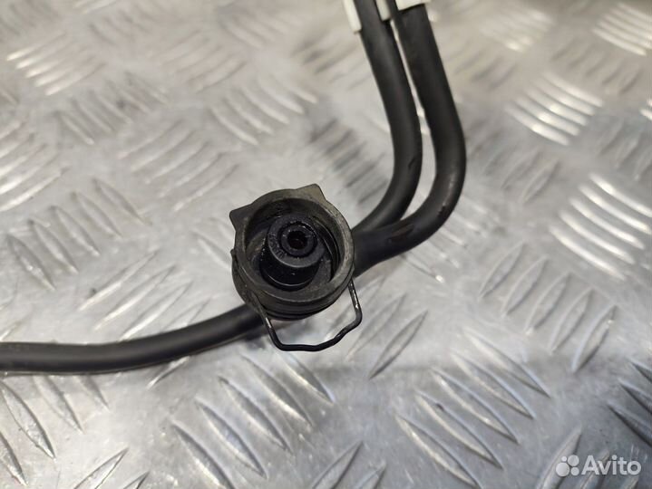 Б/У Трубка системы охлаждения Mercedes#001