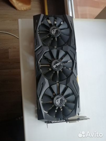 Asus ROG Strix GeForce GTX 1070 Ti