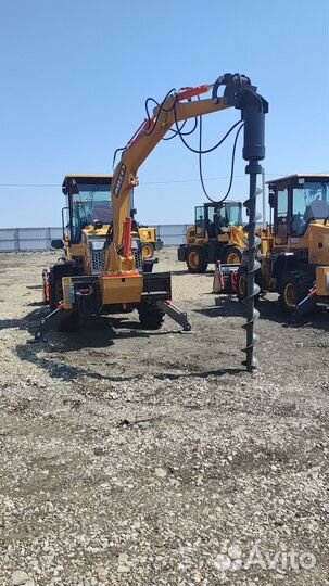 Экскаватор-погрузчик XCMG WZ30-25, 2023